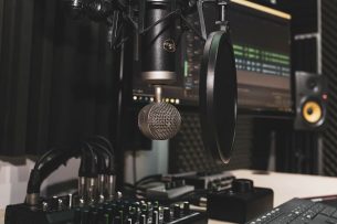Je eigen muziek maken met toegankelijke apps