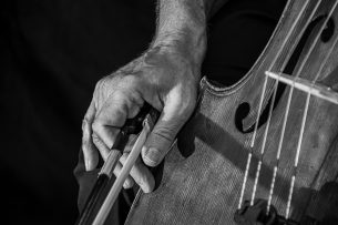 Waarom hingen we vroeger muziekposters boven ons bed?